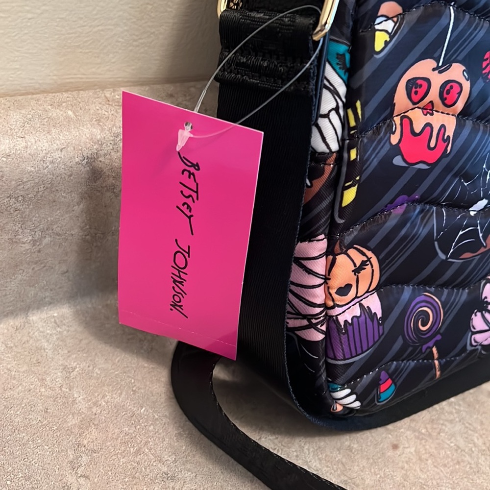 Betsey Johnson Halloween Candy Crossbody Purse, NEW! - Picture 6 of 10